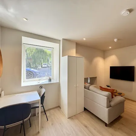 דירה Chic And Modern - *